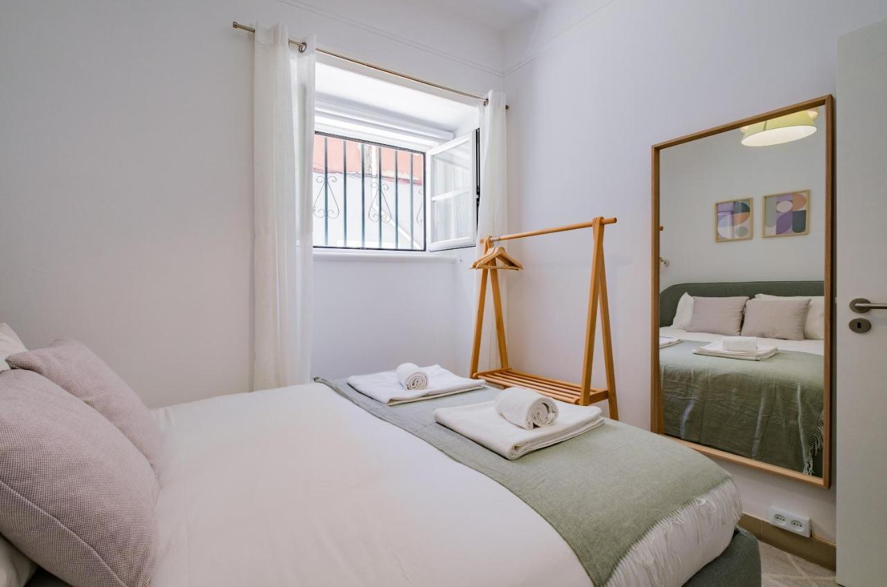 New! Unique 1 Bedroom Apartment- Santa Catarina 42 Lisboa Dış mekan fotoğraf